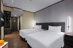 Harper Premier Nagoya Batam