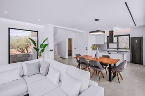Temma Villas
