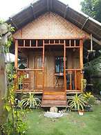 Titanic's Nipa Huts by Hiverooms