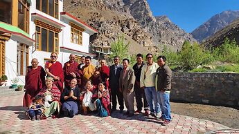 Hotel Gangchen Tabo