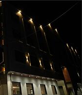 HOTEL HARIVILAS