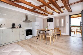 Theros Easy Living