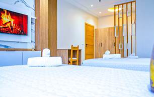 Blue Vista Hotel