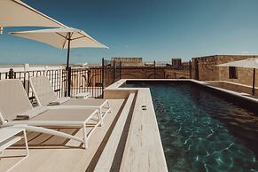 San Karlu Hotel