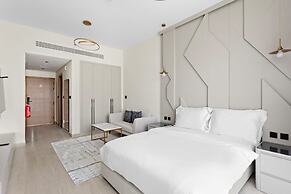 New Studio in Arjan With Pool Game Room and Cinema