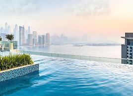 Relax in Comfort Palm Studio w Beach Access