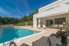 Carritx With 4 Bedrooms and 4 Bathrooms