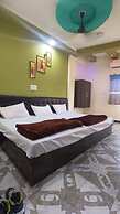 Goroomgo Priyanshi Palace Ujjain