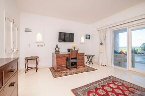 Amani Beachfront Villa by YourHost