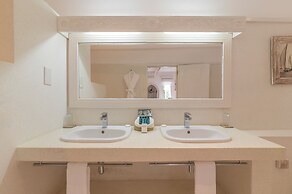 Amani Beachfront Villa by YourHost