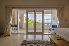 Amani Beachfront Villa by YourHost