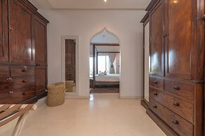 Amani Beachfront Villa by YourHost