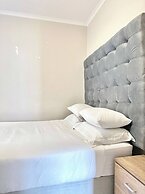 Humble Abode - 93 On New - Midrand