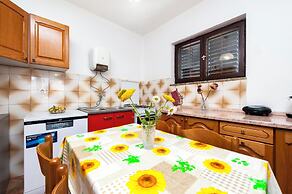 Apartment Eda
