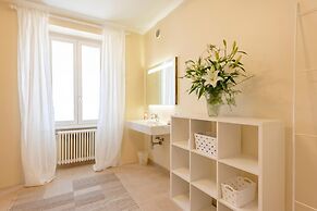 Life & View Luxury Apartments
