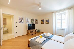 Life & View Luxury Apartments