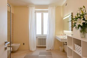 Life & View Luxury Apartments