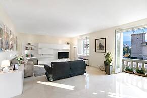 Life & View Luxury Apartments