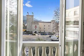 Life & View Luxury Apartments