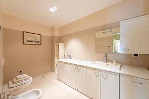 Life & View Luxury Apartments