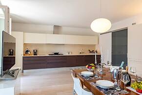 Life & View Luxury Apartments