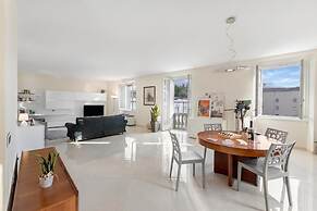 Life & View Luxury Apartments