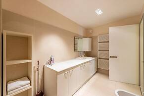 Life & View Luxury Apartments