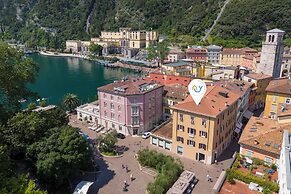 Life & View Luxury Apartments