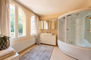 Life & View Luxury Apartments