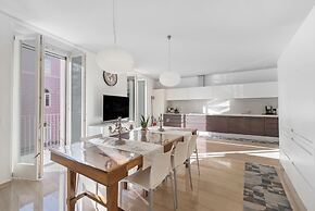 Life & View Luxury Apartments