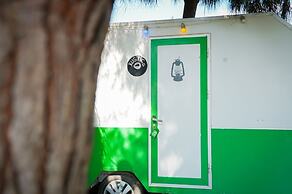 Mona Glamping Caravan Suites