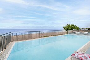 Aurora View Resort - Boutique Suites