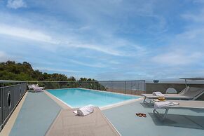 Aurora View Resort - Boutique Suites