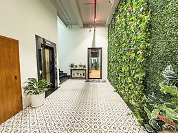 C-Hotel