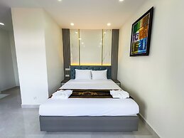 C-Hotel