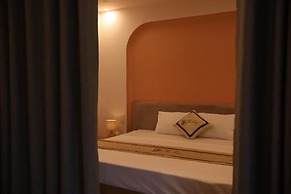 TherHouse Hotel