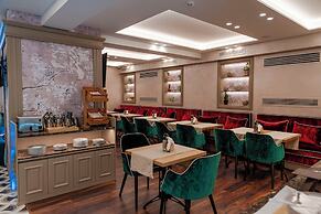 Art Gallery Boutique Hotel