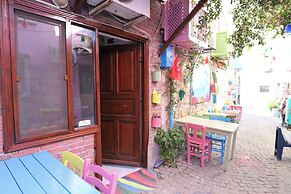 Rengarenk Pansiyon