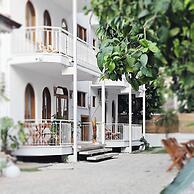 Nephos Beach Hotel