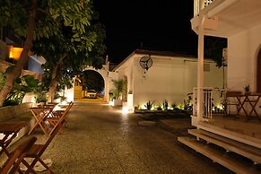 Nephos Beach Hotel