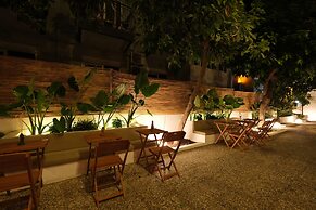 Nephos Beach Hotel