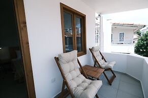 Nephos Beach Hotel