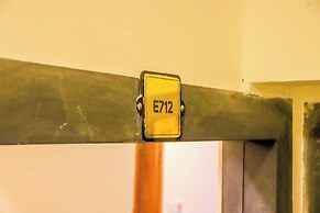 Studio Sleeps 2 With 24hr Check-in