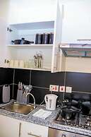 Studio Sleeps 2 With 24hr Check-in