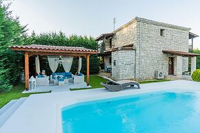 Crown Villa Aphrodite With Private Pool
