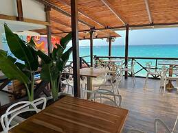 HOTEL PLAYA SURF BARÚ