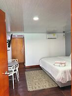 HOTEL PLAYA SURF BARÚ