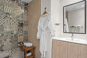 The Weekender by Otium
