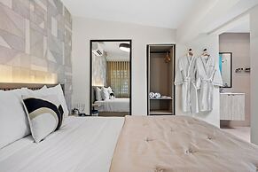 The Weekender by Otium