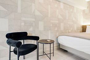 The Weekender by Otium